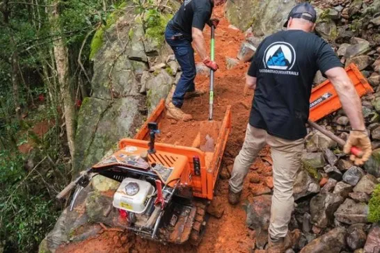 Cormidi C40 al lavoro